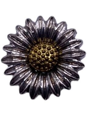 Ginger Snap #202 - “Silver Sunflower” For 18mm Snap Jewelry!